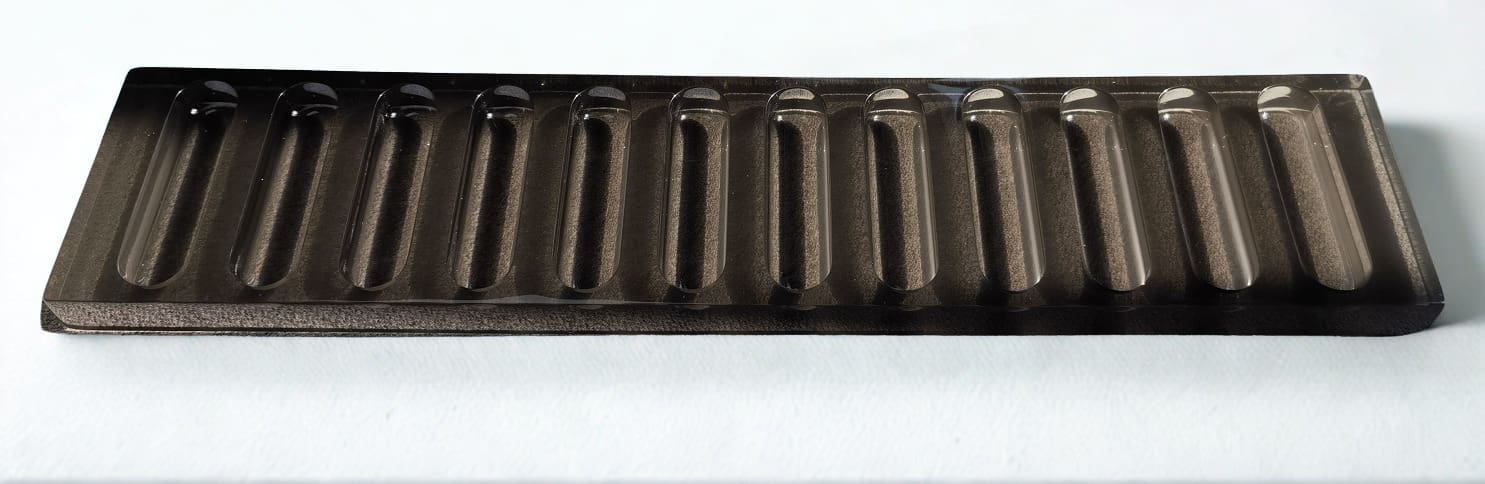 12 Spot Resin Mini Taco Tray - Image 11